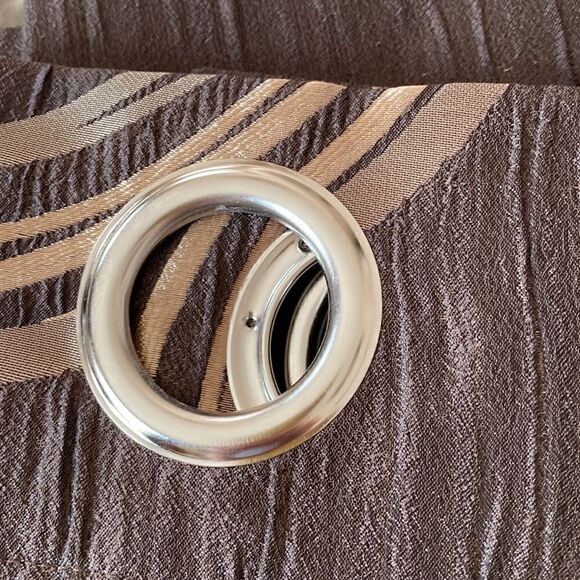 Grommet Panel - Picture 3 of 4